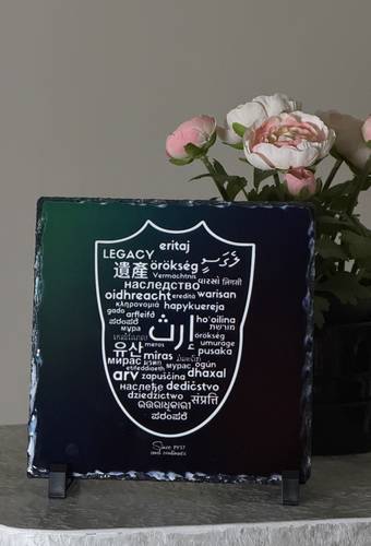 درع صخري إرث للملوك