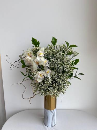 Marble crown of elegance
