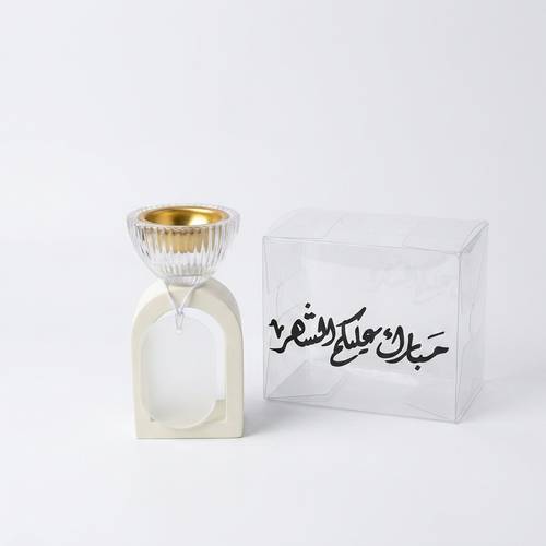مدخنة صغيرة في علبة رمضانية فاخرة للتوزيعات 