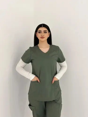 بلوزة سكراب نسائي | LABMED