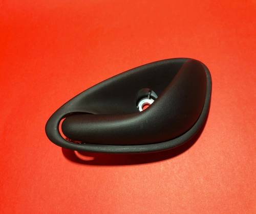 92103291  LHF Inner Door Handle CAPRICE LUMINA