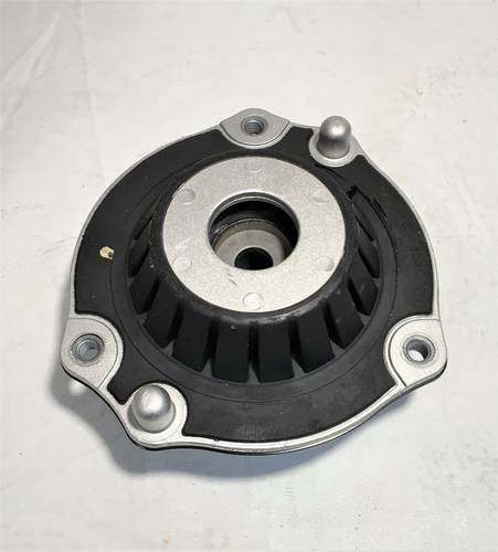 2018-2022 TRAVERSE UPPER FRONT STRUT MOUNT NEW GM # 84472032