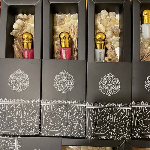 توزيعات مسك واللبان والعود الطبيعي 