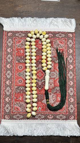 تراب كهرمان