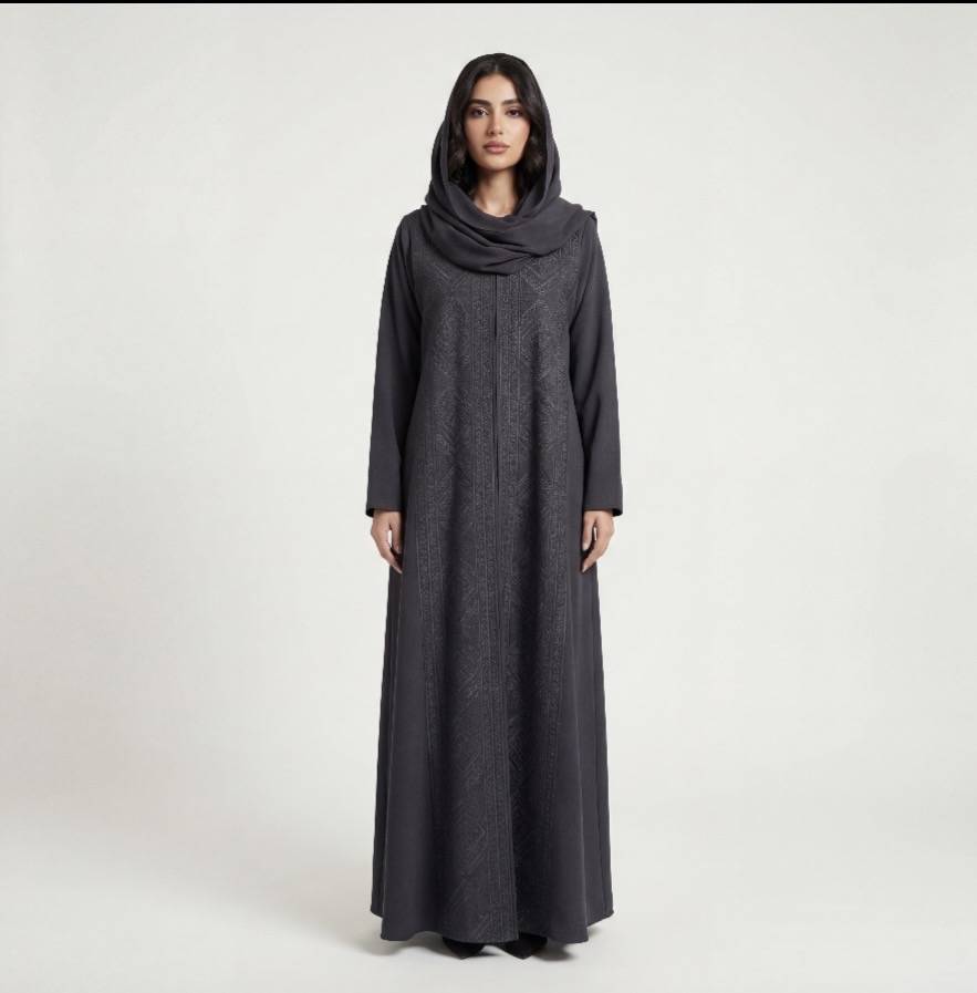 عباية مطرزه مع طرحه