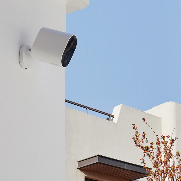 كاميرا مراقبة لاسلكية للاماكن الخارجية تعمل بالبطارية