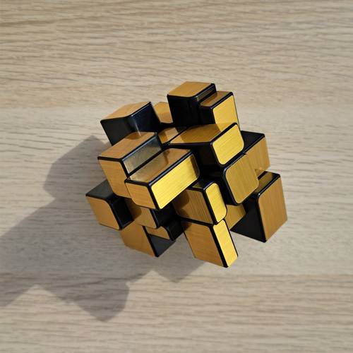 مكعب مرآة 3×3 الذهبي