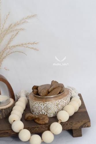 مبخرة خشب هندي طبيعي لون ابيض
