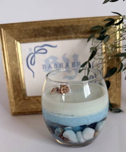 شمعة البحر 🐚🌊🕯️🐬