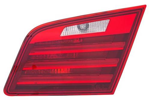 اسطب شنطة يمين لسيارات BMW الفئة الخامسة F10 – رقم القطعة 63217203226