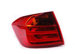 اسطب رفرف يسار لسيارات BMW الفئة الثالثة F30 – رقم القطعة 63217312845