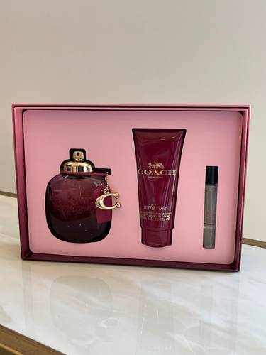 Coach Wild Rose Gift Set – 3 Pieces