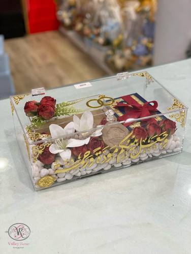 Dowry box with artificial flowers and accesories