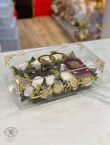 Dowry box with artificial flowers and accesories