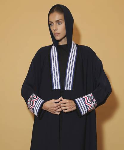 عباية تراثنا هويتنا 