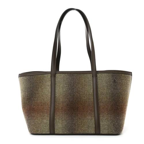 شنطة LORO PIANA