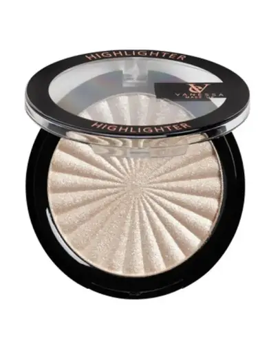 فانيسا ميك أب (Vanessa Makeup) إضاءة هايلايتر (Highlighter) لمنح الوجه توهجاً وإشراقاً 4