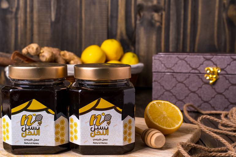 باقة العرض الأسود (نصف ك طلح يمني مع نصف ك حبة البركة ).