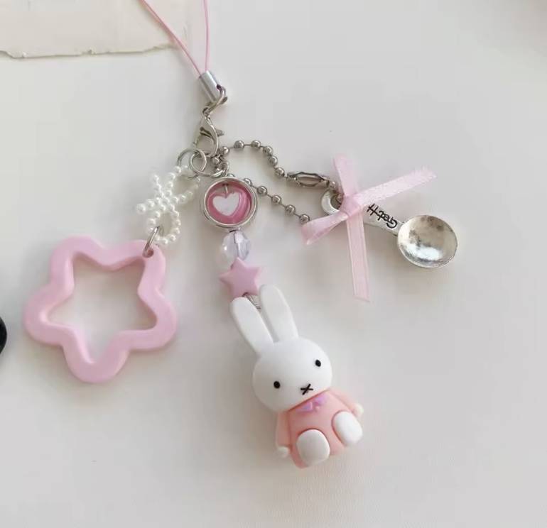 2 Miffy chain