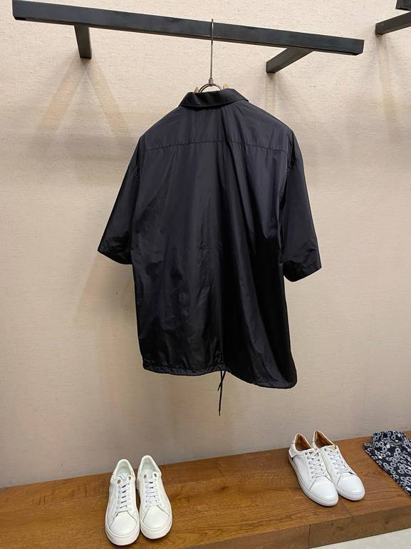 PRADA  - XL