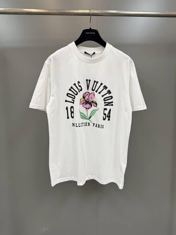 LOUIS VUITTON  - XL