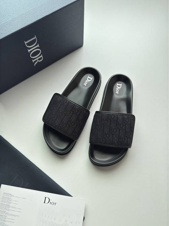 DIOR  - 46