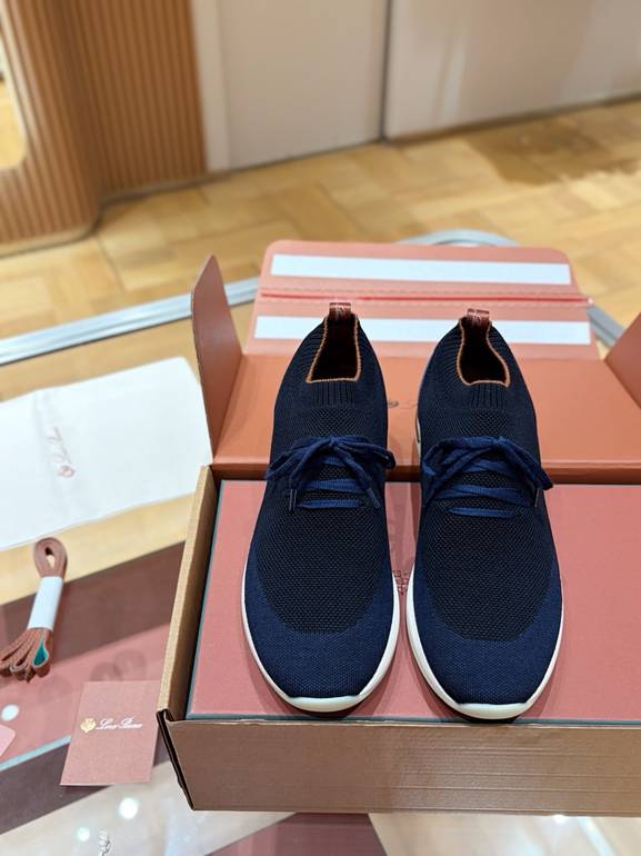 LORO PIANA - 46