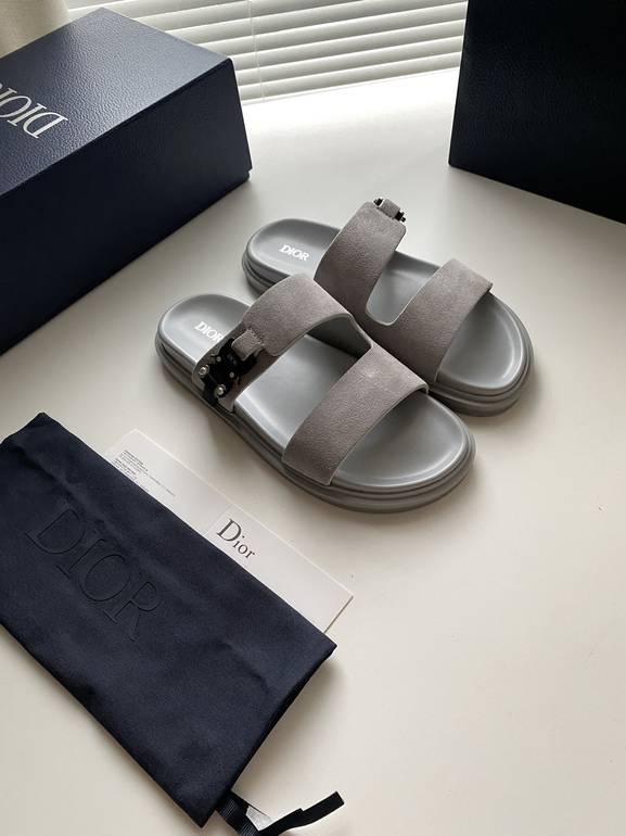 DIOR  - 46