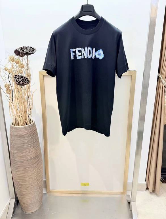 FENDI  - اسود - XL
