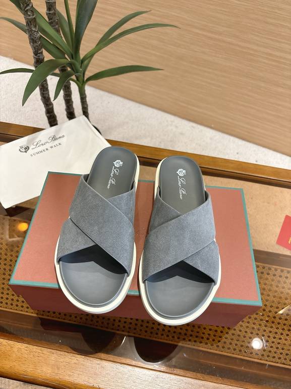 LORO PIANA  - 46
