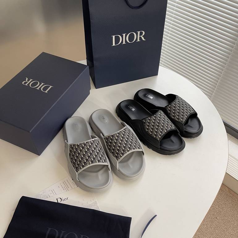 DIOR  - 46 - Black 