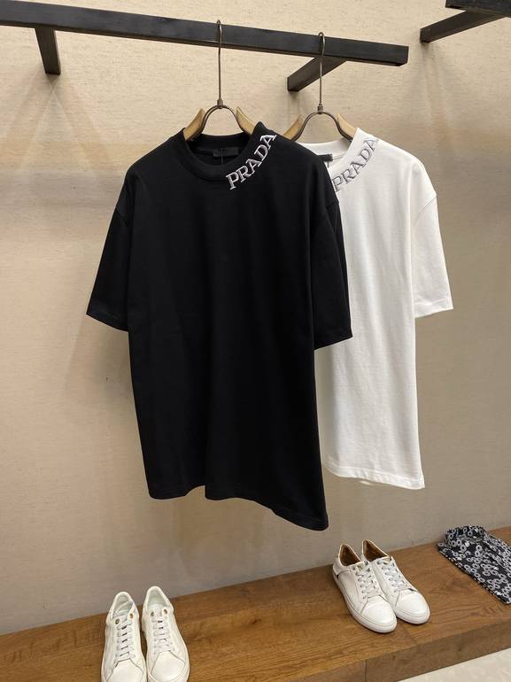 PRADA  - L - ابيض
