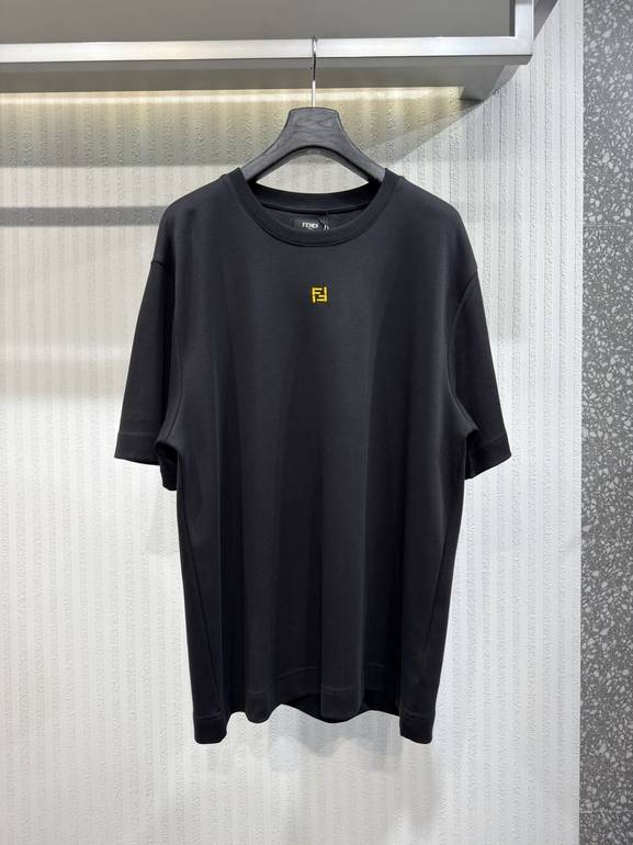 FENDI  - XL