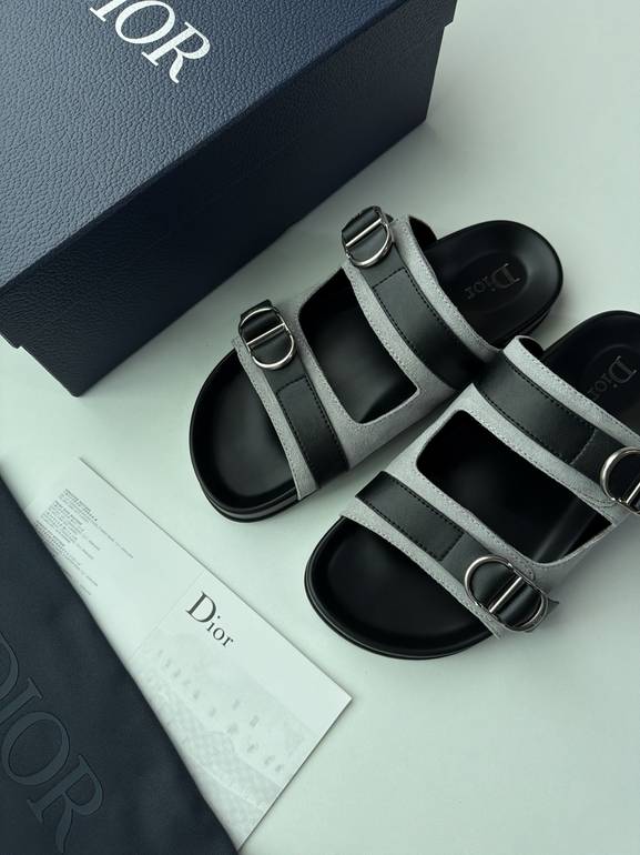 DIOR  - 46