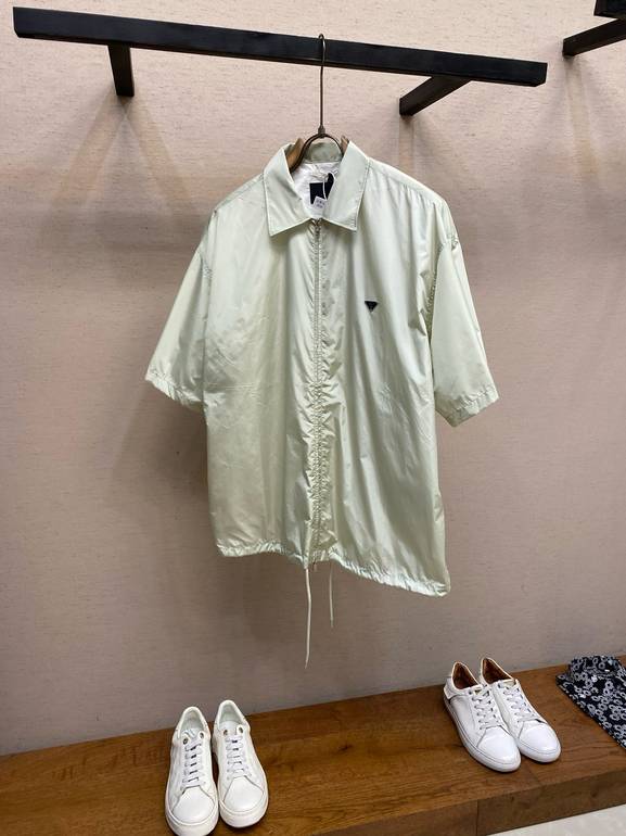 PRADA  - XL