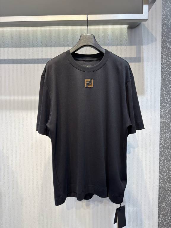 FENDI  - XL