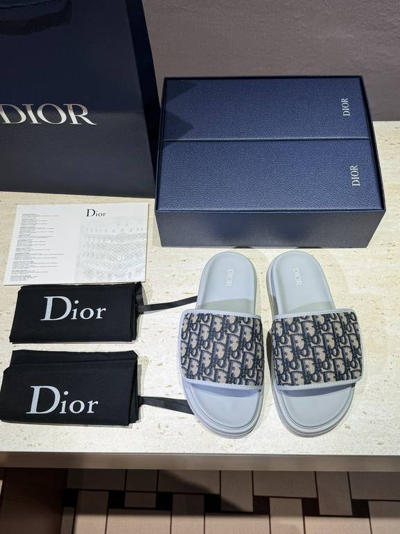 DIOR  - 45