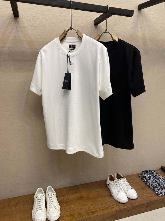 FENDI  - XL - اسود