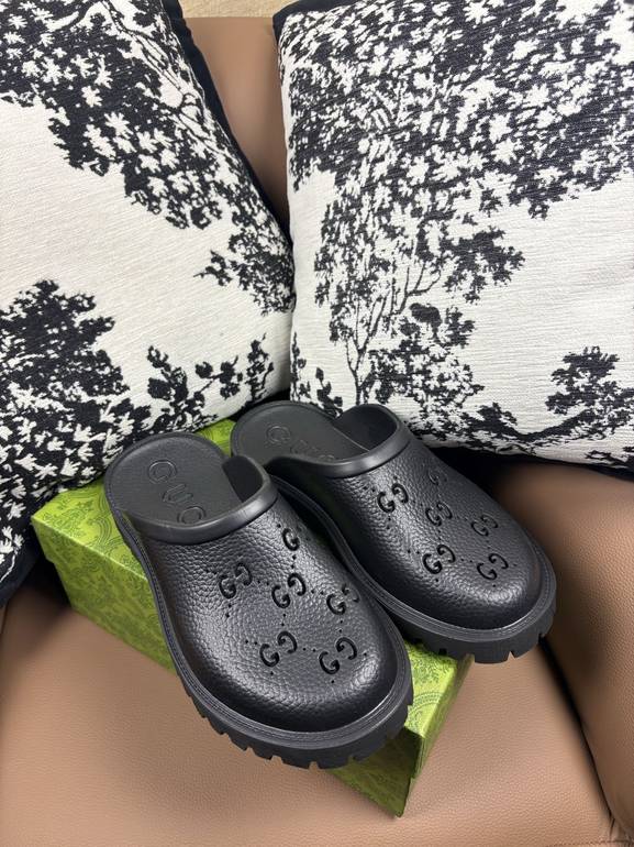 GUCCI  - 45