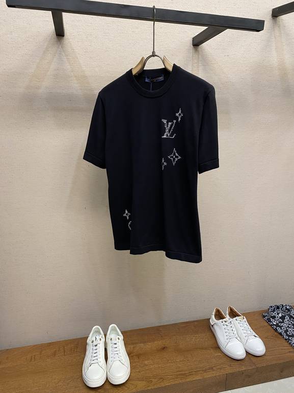 LOUIS VUITTON  - XL