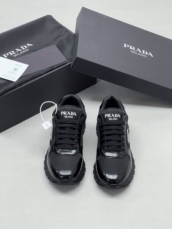 PRADA  - 45