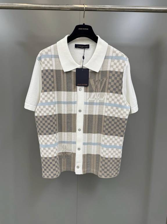 LOUIS VUITTON  - XL