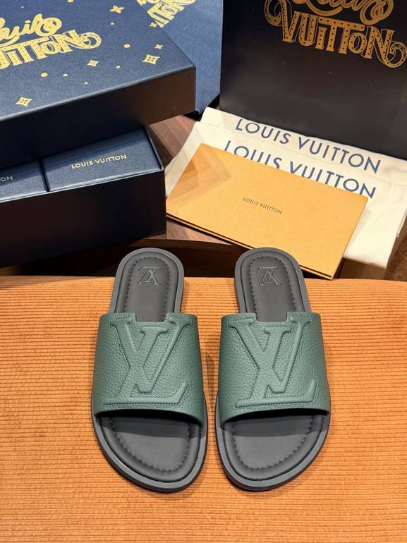 LOUIS VUITTON - 46
