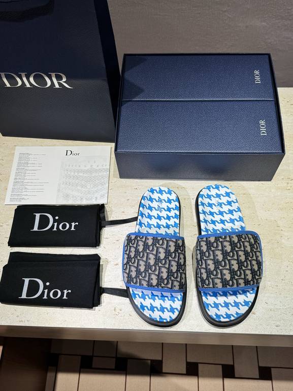 DIOR  - 45