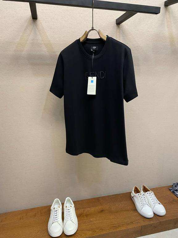 FENDI  - XL