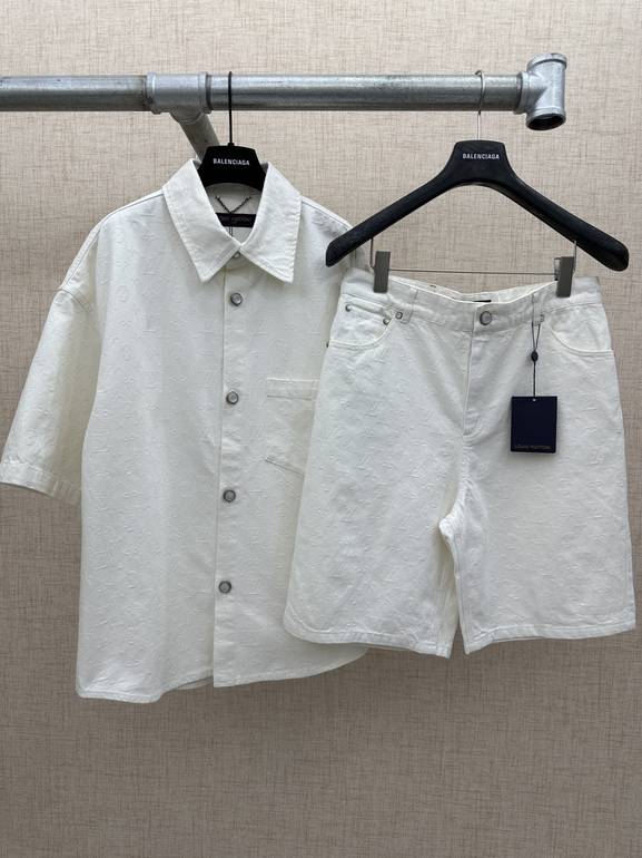طقم لوي فيتون  - XL