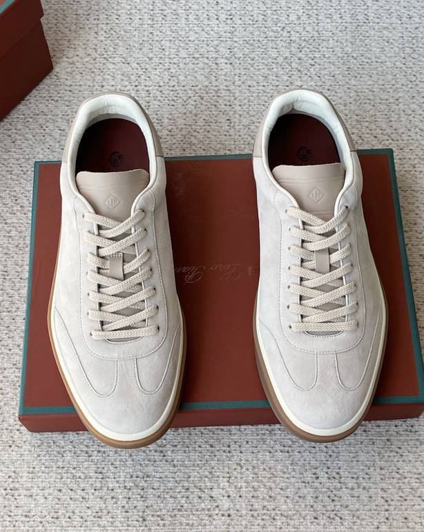 LORO PIANA - 45