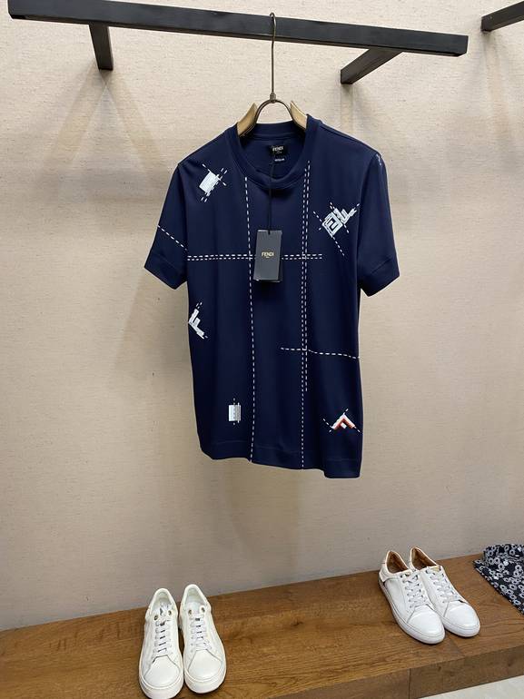 FENDI  - XL