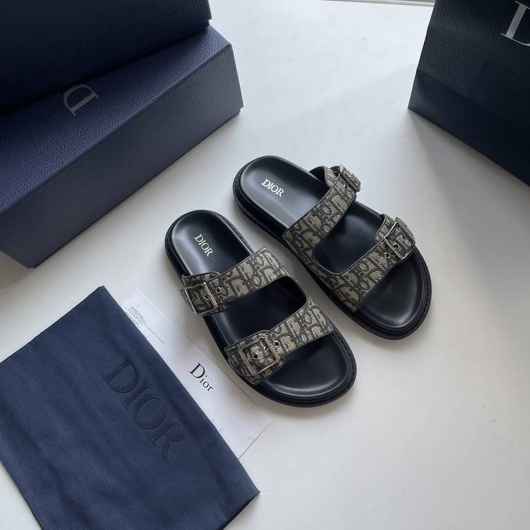 DIOR  - 46