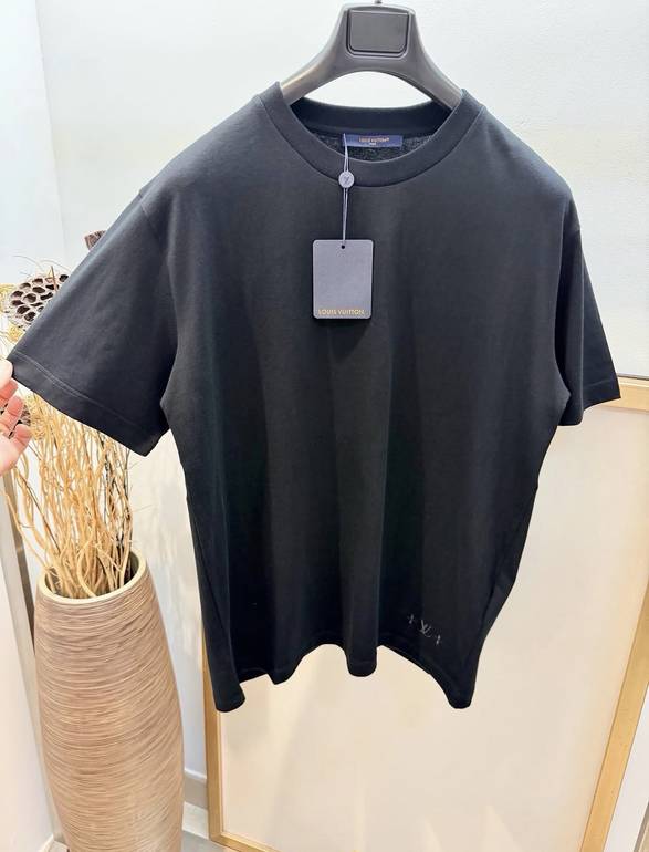 LOUIS VUITTON  - XL